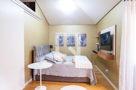 Casa de condomínio à venda com 600m², 3 quartos e 8 vagas Casa de condomínio à venda com 600m², 3 quartos e 8 vagassuite