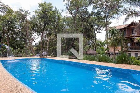 Casa de condomínio à venda com 600m², 3 quartos e 8 vagas Casa de condomínio à venda com 600m², 3 quartos e 8 vagasPiscina