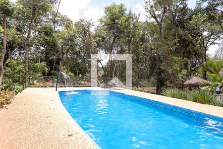 Casa de condomínio à venda com 600m², 3 quartos e 8 vagas Casa de condomínio à venda com 600m², 3 quartos e 8 vagasPiscina