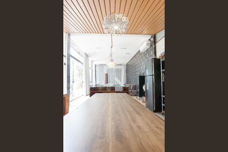 Casa de condomínio à venda com 600m², 3 quartos e 8 vagas Casa de condomínio à venda com 600m², 3 quartos e 8 vagasChurrasqueira