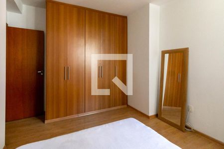 Quarto 2 de apartamento para alugar com 2 quartos, 66m² em Savassi, Belo Horizonte