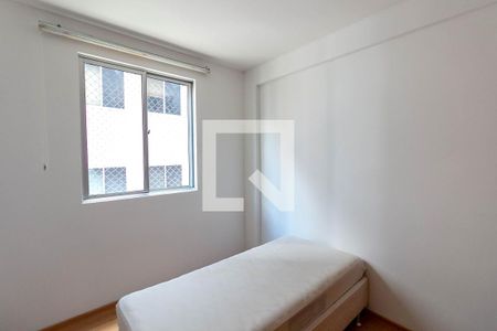 Quarto 1 de apartamento para alugar com 2 quartos, 66m² em Savassi, Belo Horizonte