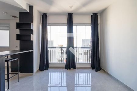 Apartamento para alugar com 2 quartos, 69m² em Jardim Tupanci, Barueri