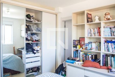 Suite de apartamento à venda com 2 quartos, 58m² em Cavalhada, Porto Alegre