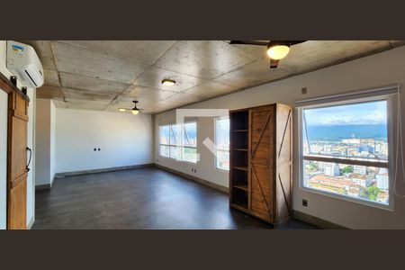 Sala de kitnet/studio para alugar com 1 quarto, 74m² em Embaré, Santos