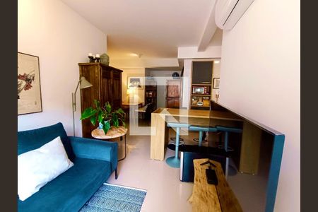 Sala de apartamento para alugar com 2 quartos, 71m² em Botafogo, Rio de Janeiro