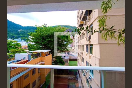 Sala vista de apartamento para alugar com 2 quartos, 71m² em Botafogo, Rio de Janeiro