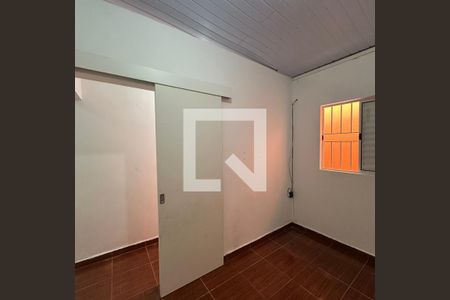 Sala de kitnet/studio para alugar com 2 quartos, 1m² em Jardim Esmeralda, São Paulo