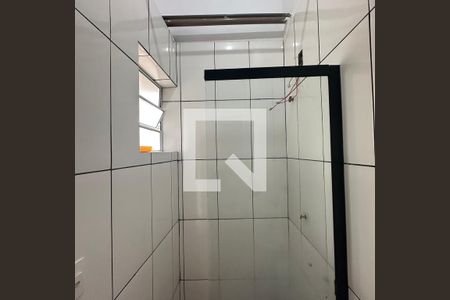 Banheiro de kitnet/studio para alugar com 2 quartos, 1m² em Jardim Esmeralda, São Paulo