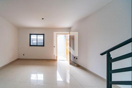 Sala de casa para alugar com 2 quartos, 85m² em Jardim Cristiane, Santo André