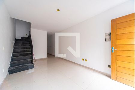 Sala de casa para alugar com 2 quartos, 65m² em Jardim Cristiane, Santo André