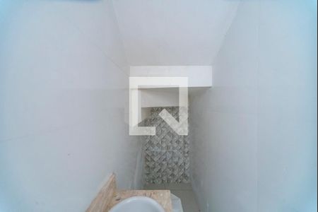 Lavabo de casa para alugar com 2 quartos, 65m² em Jardim Cristiane, Santo André