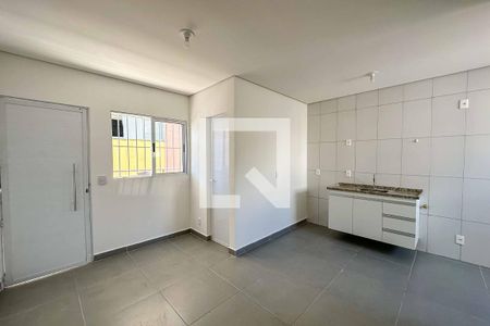 Sala/Cozinha de apartamento para alugar com 1 quarto, 32m² em Parque Peruche, São Paulo