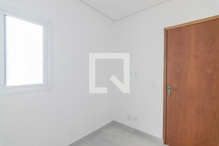 Quarto 2 de apartamento para alugar com 2 quartos, 46m² em Vila Metalúrgica, Santo André