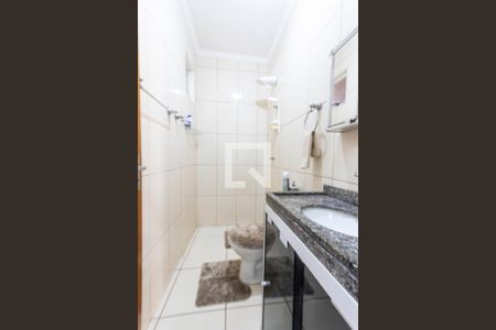 Banheiro de casa de condomínio para alugar com 2 quartos, 120m² em Geraldo Correia de Carvalho, Ribeirão Preto