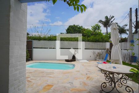 Sala 2 - Vista de casa para alugar com 3 quartos, 182m² em Campeche, Florianópolis