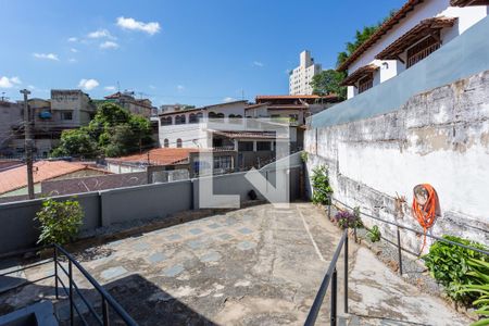 Quintal de casa para alugar com 3 quartos, 150m² em Renascença, Belo Horizonte