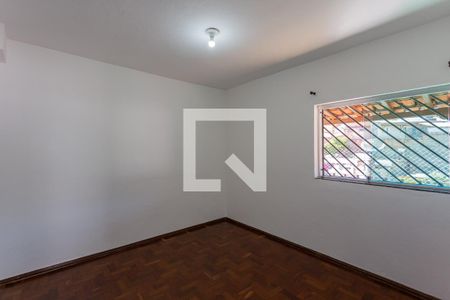 Suíte de casa para alugar com 3 quartos, 150m² em Renascença, Belo Horizonte