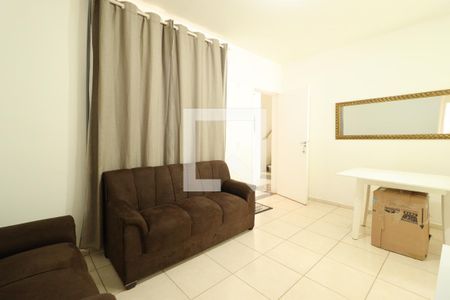 Sala de apartamento para alugar com 3 quartos, 60m² em Gávea, Uberlândia