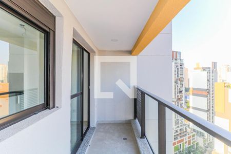 Varanda de kitnet/studio à venda com 1 quarto, 27m² em Jardim das Acacias, São Paulo