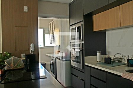 Cozinha de apartamento à venda com 3 quartos, 102m² em Água Branca, São Paulo
