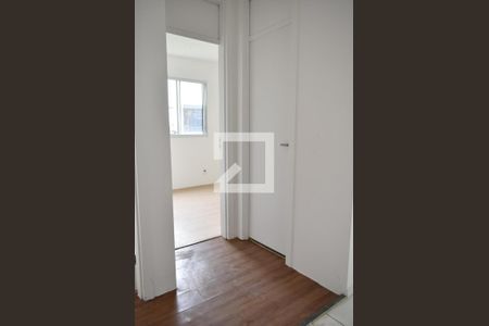 Corredor de apartamento para alugar com 2 quartos, 40m² em Campo Grande, Rio de Janeiro