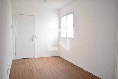 Sala de apartamento para alugar com 2 quartos, 40m² em Campo Grande, Rio de Janeiro