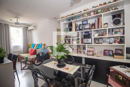 Sala de apartamento à venda com 2 quartos, 60m² em Cavalhada, Porto Alegre