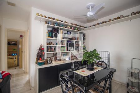 Sala de apartamento à venda com 2 quartos, 60m² em Cavalhada, Porto Alegre