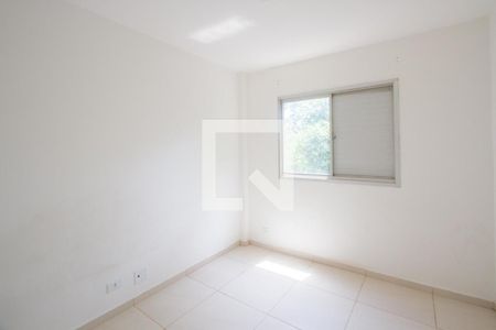 Quarto 1 de apartamento para alugar com 2 quartos, 64m² em Jardim São Luís, São Paulo