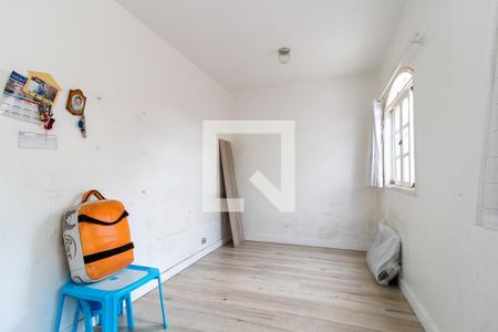 Quarto 1 de casa para alugar com 5 quartos, 230m² em Uberaba, Curitiba