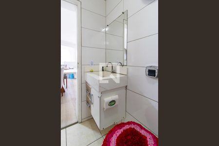 Banheiro Social de casa para alugar com 5 quartos, 230m² em Uberaba, Curitiba