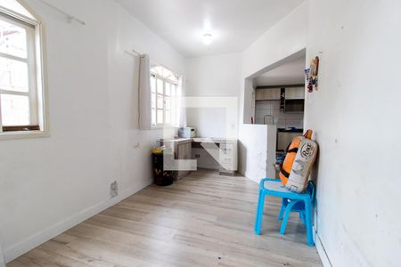 Quarto 1 de casa para alugar com 5 quartos, 230m² em Uberaba, Curitiba