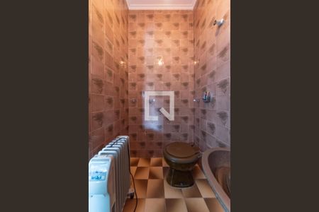 Casa para alugar com 350m², 3 quartos e 6 vagas Casa para alugar com 350m², 3 quartos e 6 vagasLavabo da Sala de TV