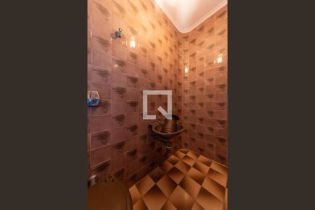 Casa para alugar com 350m², 3 quartos e 6 vagas Casa para alugar com 350m², 3 quartos e 6 vagasLavabo da Sala de TV