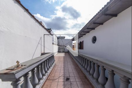 Casa para alugar com 350m², 3 quartos e 6 vagas Casa para alugar com 350m², 3 quartos e 6 vagasVaranda da Área de Serviço