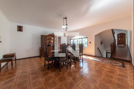 Casa para alugar com 350m², 3 quartos e 6 vagas Casa para alugar com 350m², 3 quartos e 6 vagasSala de jantar 2