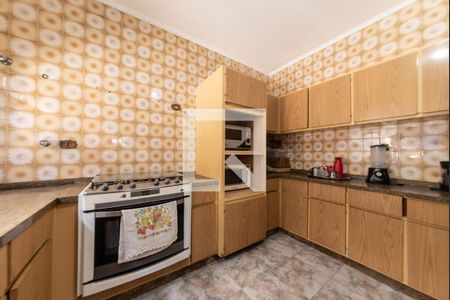 Casa para alugar com 350m², 3 quartos e 6 vagas Casa para alugar com 350m², 3 quartos e 6 vagasCozinha