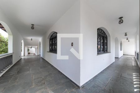 Casa para alugar com 350m², 3 quartos e 6 vagas Casa para alugar com 350m², 3 quartos e 6 vagasVaranda da Sala