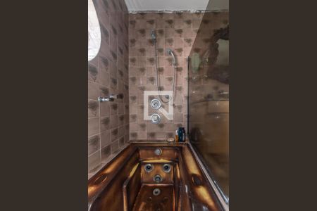 Casa para alugar com 350m², 3 quartos e 6 vagas Casa para alugar com 350m², 3 quartos e 6 vagasBanheiro da Suíte 3