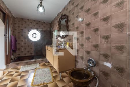 Casa para alugar com 350m², 3 quartos e 6 vagas Casa para alugar com 350m², 3 quartos e 6 vagasBanheiro da Suíte 3