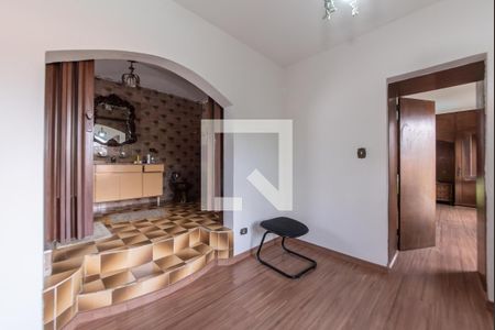 Casa para alugar com 350m², 3 quartos e 6 vagas Casa para alugar com 350m², 3 quartos e 6 vagasCloset da Suíte 3