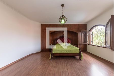 Casa para alugar com 350m², 3 quartos e 6 vagas Casa para alugar com 350m², 3 quartos e 6 vagasSuíte 3