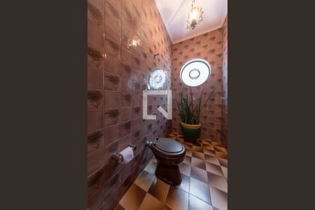 Casa para alugar com 350m², 3 quartos e 6 vagas Casa para alugar com 350m², 3 quartos e 6 vagasLavabo da Sala de Jogos