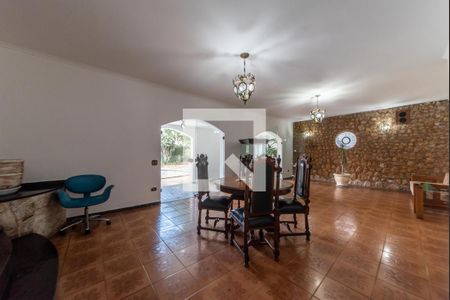 Casa para alugar com 350m², 3 quartos e 6 vagas Casa para alugar com 350m², 3 quartos e 6 vagasSala de Jogos