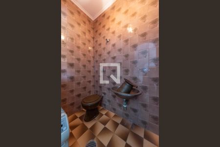 Casa para alugar com 350m², 3 quartos e 6 vagas Casa para alugar com 350m², 3 quartos e 6 vagasLavabo da Sala de TV