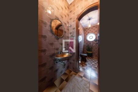 Casa para alugar com 350m², 3 quartos e 6 vagas Casa para alugar com 350m², 3 quartos e 6 vagasLavabo da Sala de Jogos