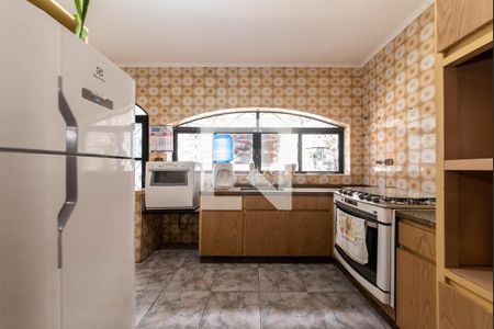 Casa para alugar com 350m², 3 quartos e 6 vagas Casa para alugar com 350m², 3 quartos e 6 vagasCozinha