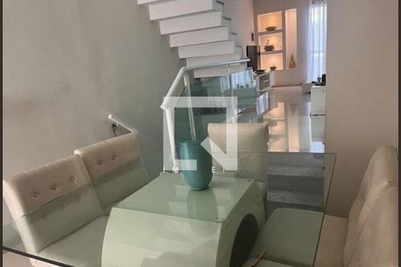 Casa à venda com 3 quartos, 165m² em Vila Fernandes, São Paulo