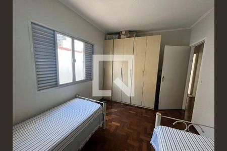 Casa à venda com 2 quartos, 210m² em Utinga, Santo André